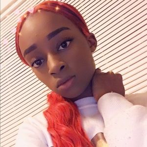 Meet your Posher, Lladesia